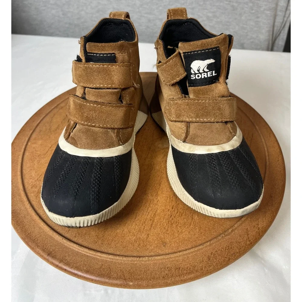 Sorel Kids Out N About Classic Waterproof Suede Boots Tan Black NC4578-224 Sz 13